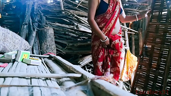 Bhabhi ki chupke se chudai outdoor fuck local bhabhi ( Official Video By Localsex31)